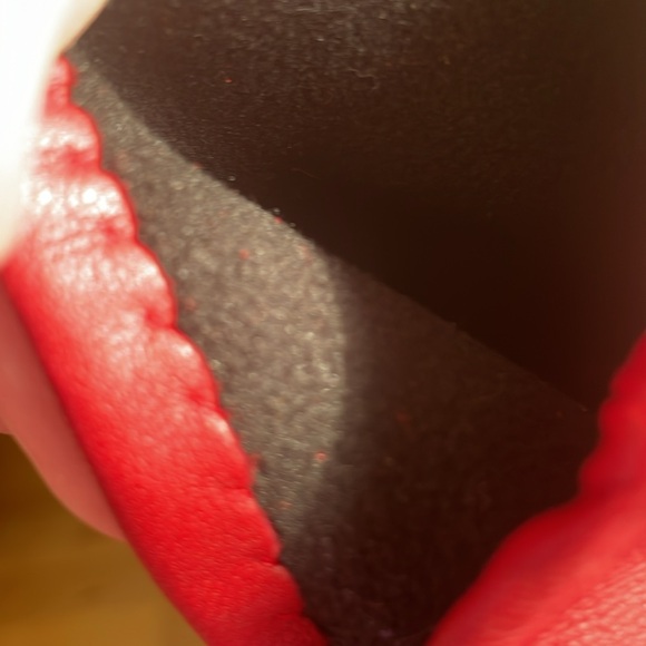 Red Winter Gloves Womens Genuine Leather Isotoner WeatherShed WaterResistant NEW - Picture 7 of 7